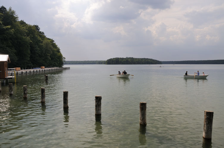 Ruderboote in der BadebuchtXXX